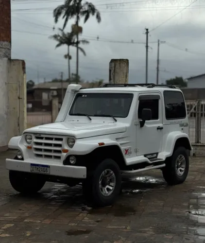 Troller T-4 4X4 3.0 TB Int. Cap. Rígida Diesel 2007