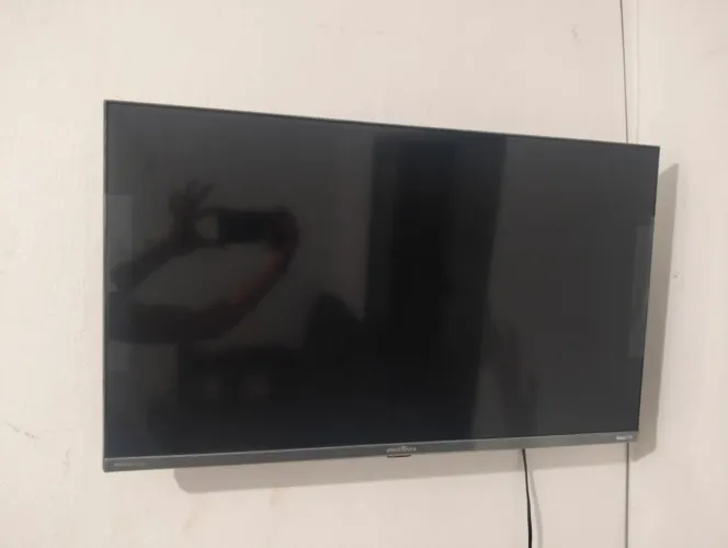 Vendo uma televisão 32polegadas nova