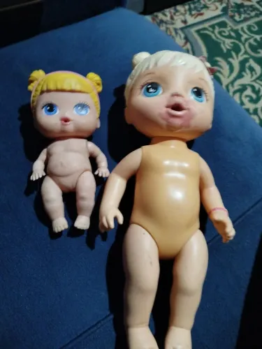 Vendo bonecas 