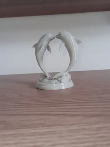 Escultura Casal de Namorados Golfinho Ideal para Decoração de Casa ou Escritório