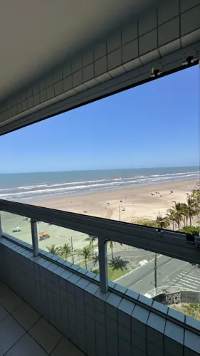 Apartamento para venda possui 51 metros quadrados com 1 quarto em Real - Praia Grande - Sã