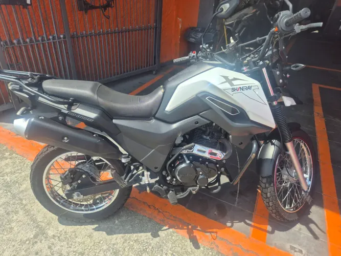 Shi branca 175 2024