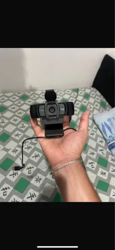 Webcam Full HD Logitech C920s com Microfone Embutido