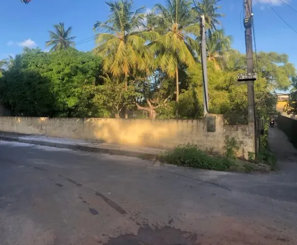 Terreno  2000 m² à venda, Monte Gordo, Camaçari-BA