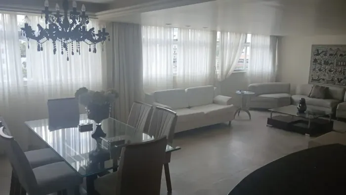 Aluga-se Apartamento Mobiliado de 3 Quartos e 4 Banheiros na Beira-mar de Cabo Branco - Jo