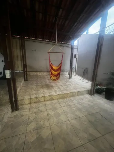 Linda casa 2qtos, lote 180m2, B. Parauna - v.nova
