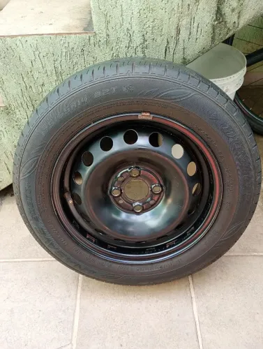 Estepe FIAT Aro 14 com Pneu Dunlop Enasave "80% de borracha"