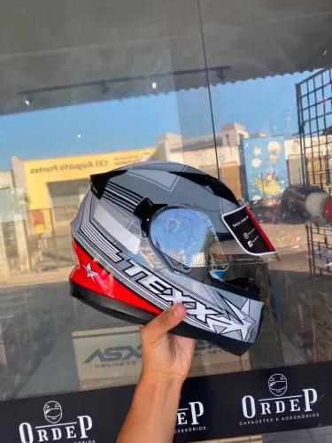 Capacete marca Texx esportivo