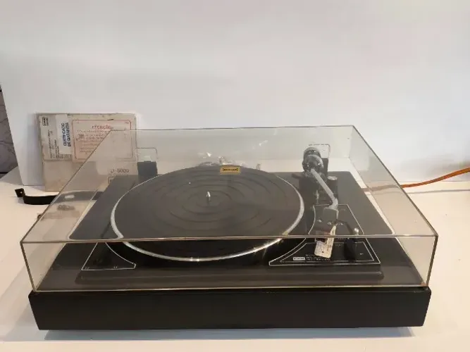 TOCA DISCO CCE BD-5000 BELT DRIVE NA CAIXA SEM USO RARIDADE 