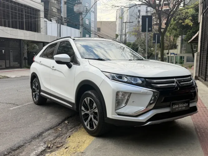 Mitsubishi Eclipse Cross HPE 1.5 16V 165cv AUT 2022