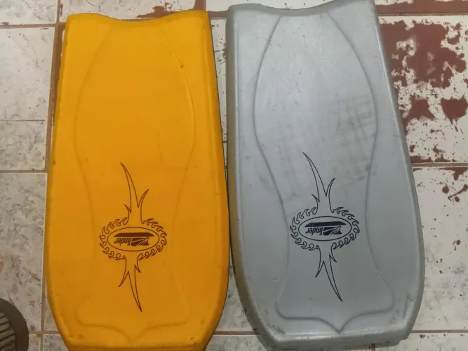 Prancha de Bodyboard infantil Genesis Tinder 32