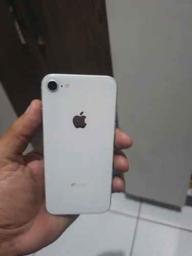 iPhone 8 Original .Sem defeitos, pronto para uso. Faço entrega.