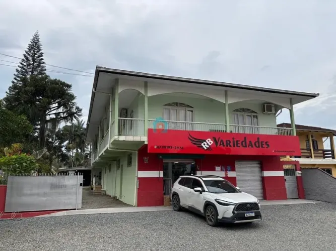 Sobrado na Rua Waldemiro José Borges no Itinga em Joinville