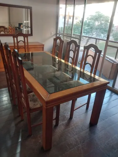 Conjunto Sala Jantar Madeira: Mesa Vidro + Cadeiras + Aparador + Espelho