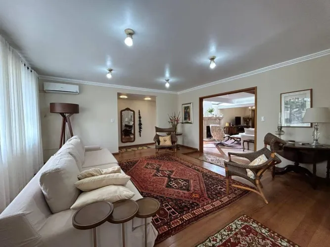 Casa à venda no Laranjal, Pelotas com 1.230 m² de terreno, 2 quartos (sendo 1 suíte com h