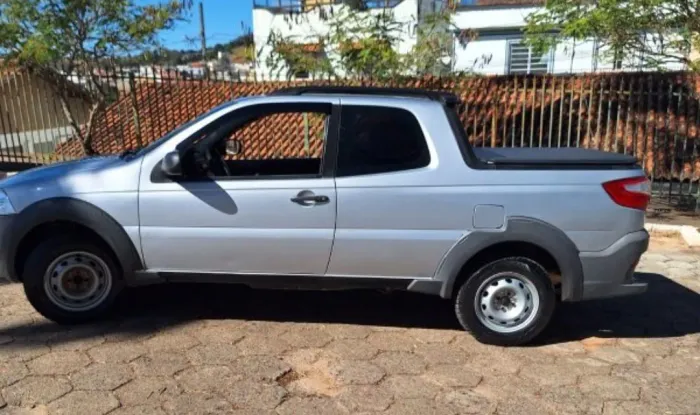 Fiat Strada Working 1.4 MPI Fire Flex 8V CD 2014