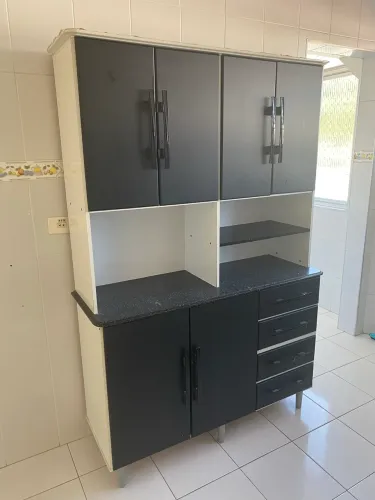 Armário de cozinha usado 