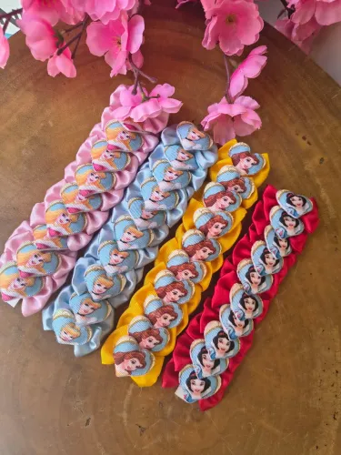 Laços Pet Kit com 40 und Princesas