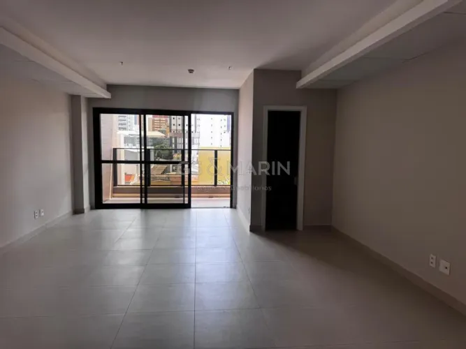 Sala à venda e locação no Ed. Metropolitan Med Center, em Londrina