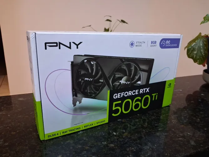 Placa de video RTX 5060 TI 8GB PNY Dual Fan (NOVA LACRADA)