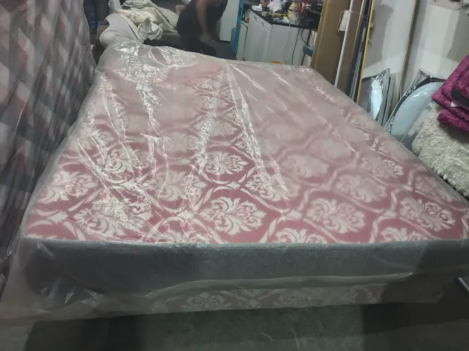 COLCHÃO CASAL ESPUMA D33 NOVO R$480 Entrega grátis