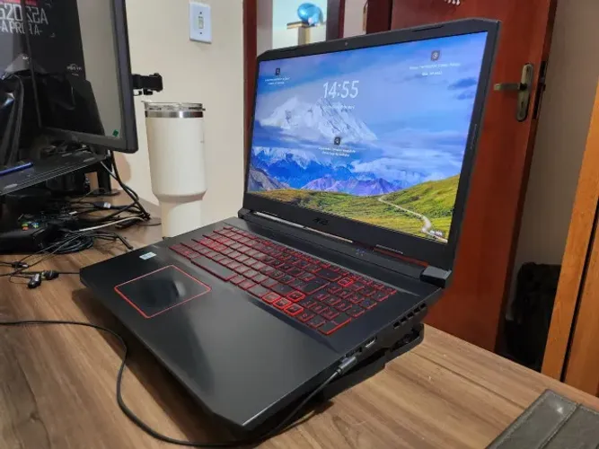 Notebook Gamer Acer Nitro 5 tela 17.3? i5 10ª GTX 1650 24GB de RAM e SSD 500gb - Impecável