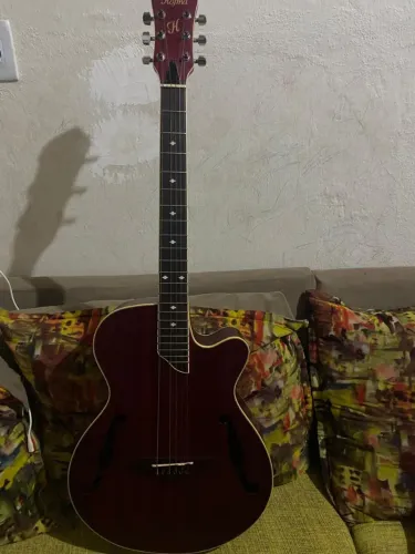 Violão Hofima modelo HF 240 o violão em ótimo estado só com problema na captação