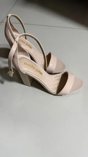 Petite jolie original nova.