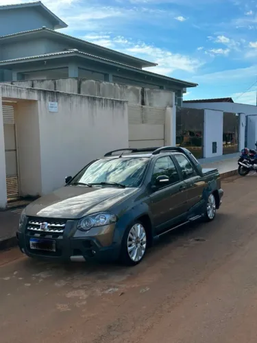 Fiat Strada Adventure1.8/ 1.8 Locker Flex CD 2010