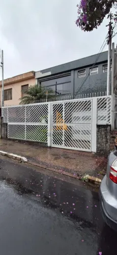 Sobrado à venda no Tatuapé: 270m², 3 dorms, 1 suíte, 4 vagas