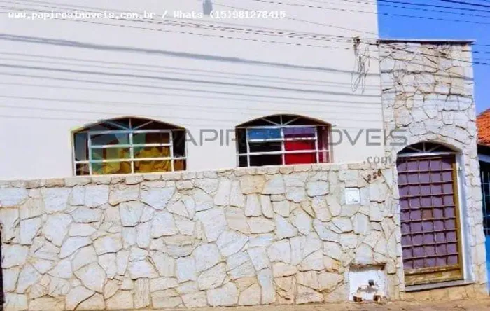 Casa para Venda em Tatuí, Centro, 5 dormitórios, 2 banheiros