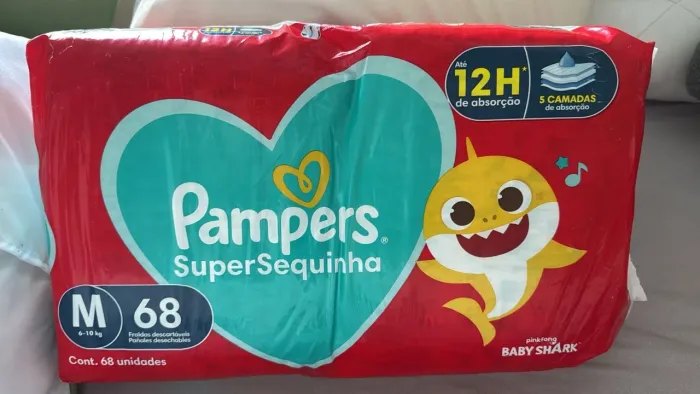 3 pacotes de fraldas Pampers