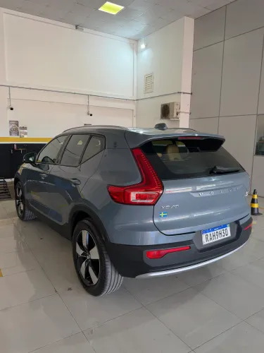 Volvo XC40 XC 40 T-4 Momentum 2.0 190cv FWD 2020