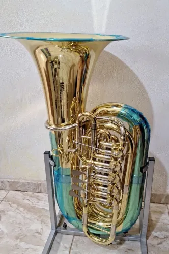 Tuba HS Musical TB8C Oliveira's series 6/4 de 5 rotores em Dó, nova.<br>