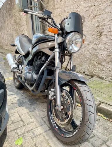 Suzuki GS 500e
