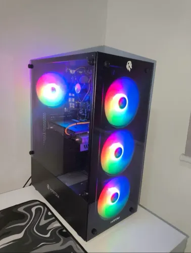 PC Gamer RGB (i7 + RX 580 + 16GB + SSD 500GB)