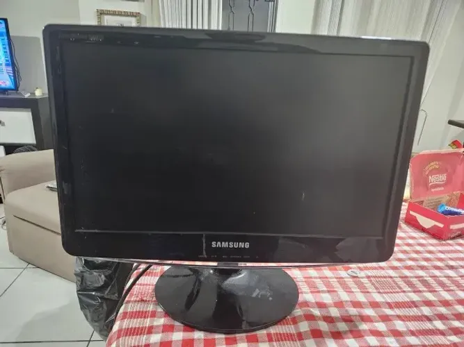 ? Monitor Samsung 19" - Funcionando Perfeitamente!