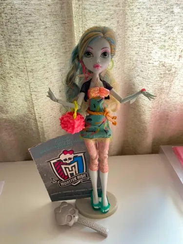 Boneca Monster High Lagoona Blue BBJ69 Mattel Versão 2012