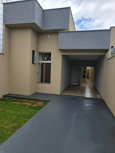 Casa 3 qtos, 200 m², nova, prox ao Parque da Criança e Anel Viario