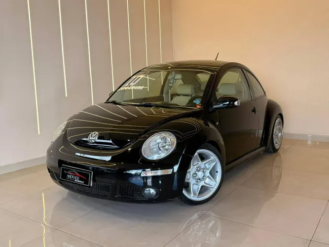 Volkswagen New Beetle 2.0 MI Mec./aut. 2010
