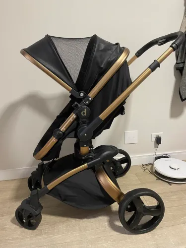 Carrinho de bebê Modelo Vulkan Galzerano + bebê conforto