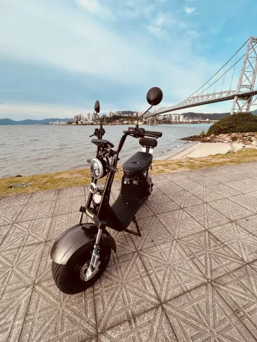 Vendo scooter muito nova