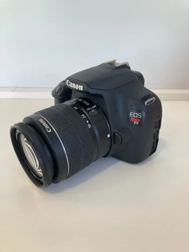 Câmera Canon Eos T5 - apenas 21k cliques - Ótimo estado