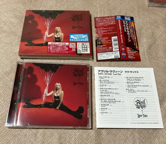 Cd Avril Lavigne Love Sux Japonês