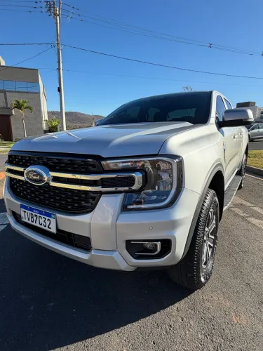 Ford Ranger XLT 3.0 V6 4X4 CD TB Die. Aut. 2026