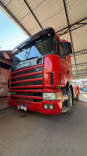 Scania R420 ano 2006 revisada motor novo Scania