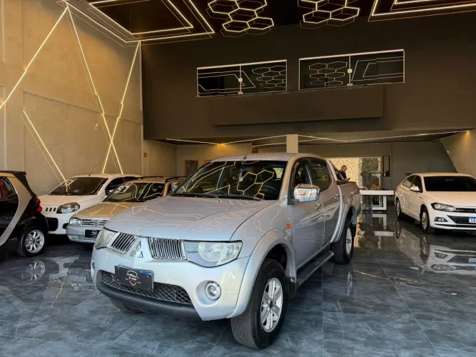 Mitsubishi L200 Triton HPE 3.2 CD TB Int.diesel AUT 2010