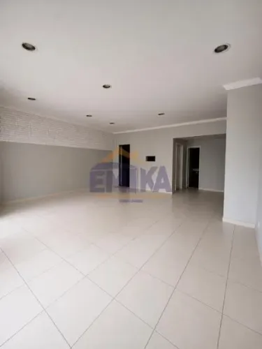 Comercial/Industrial com 2 sala(s) no bairro Quilombo em Cuiabá - MT