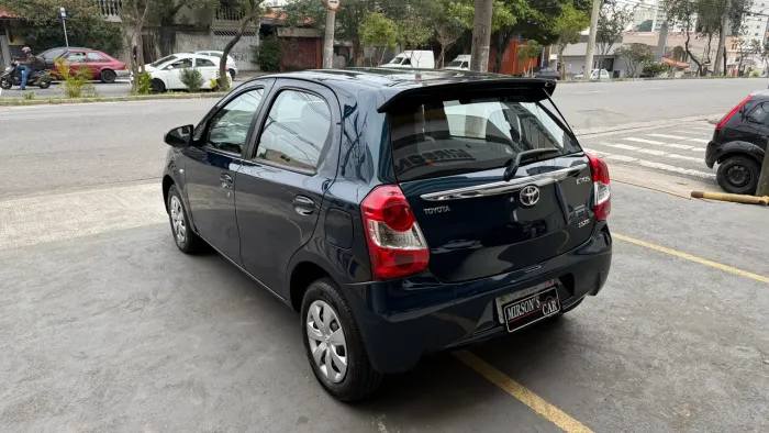 Toyota Etios XS 1.5 Flex 16V 5P Mec. 2016