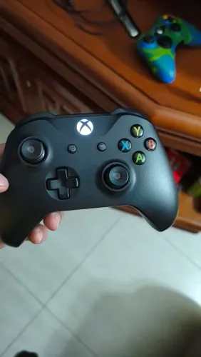 Controle Xbox one S novo